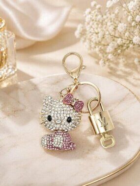 Authentic LV Louis Vuitton Gold Padlock 🔑Unbranded Hello Kitty Bag Charm